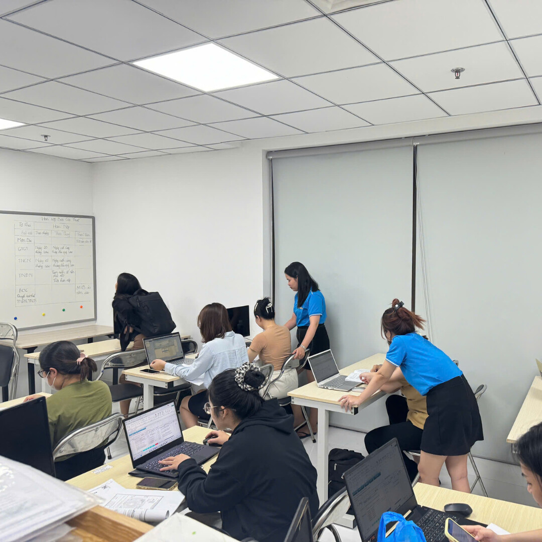 Lớp học khai báo thuế tại Thuận Việt